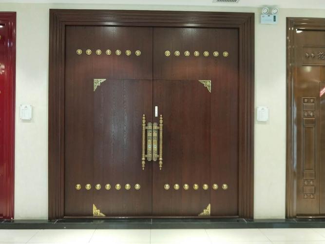 长城门业6月18日盛大开业