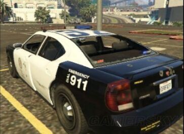 《gta5》引警车方法图解 怎么引隐藏警车