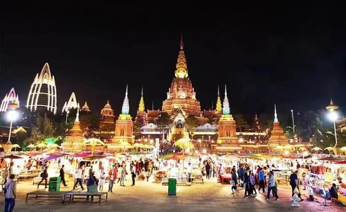 西双版纳西双版纳小包团西双版纳定制旅游告庄西双景星光夜市大金塔