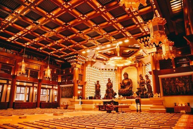 东方琉璃药师佛的道场浙江规模最大的佛教寺庙你来过吗