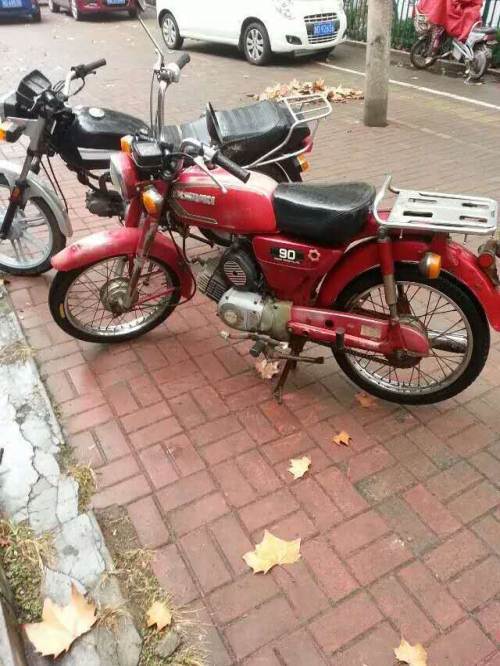 85年进口铃木k90—枣庄市中二手摩托车