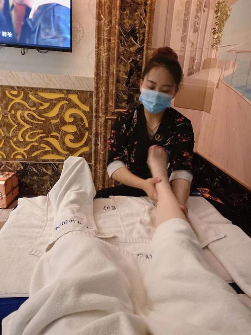 女足疗技师都会遇见什么样的客人呢