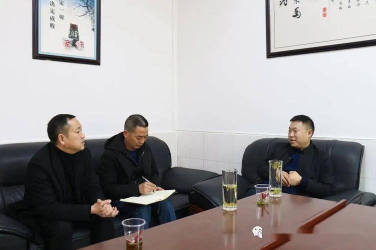 道真自治县综合行政执法局局党委书记,局长韩忠伟带队