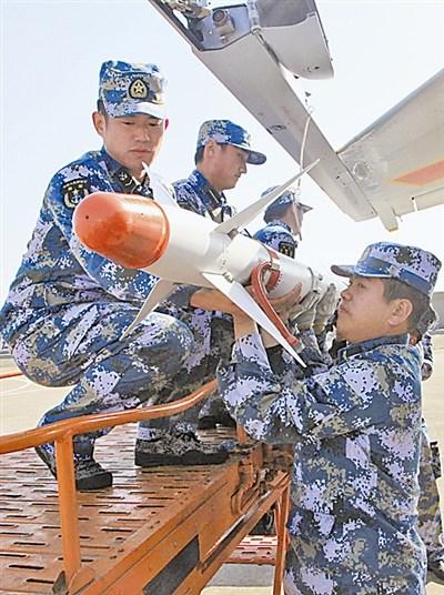 东海舰队航空兵某师开展演练 战机对"敌"打击(图)