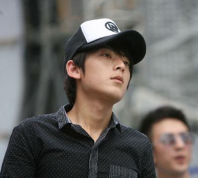 陈翔拍戏爱改词 柴格埋怨老背黑锅常被导演骂
