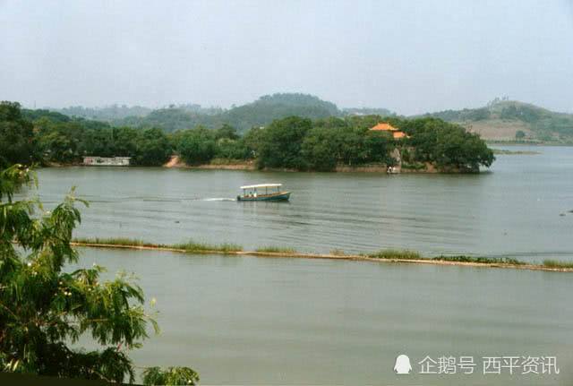 中文名称:出山镇地理位置西平县城西50公里处    面积:48.