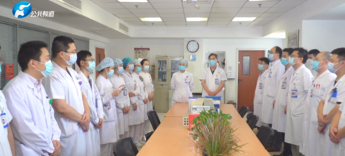 云霓之上 泥土之中|郑大一附院骨科一病区主任夏磊教授