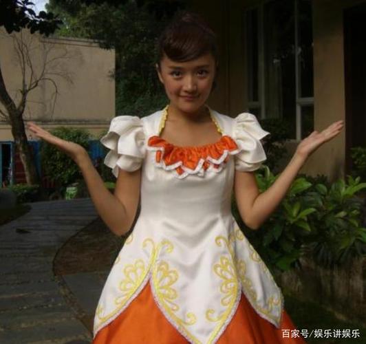 "紫菱之争"中的失败者,贩卖童年借此敛财的魔仙小蓝——廖景萱