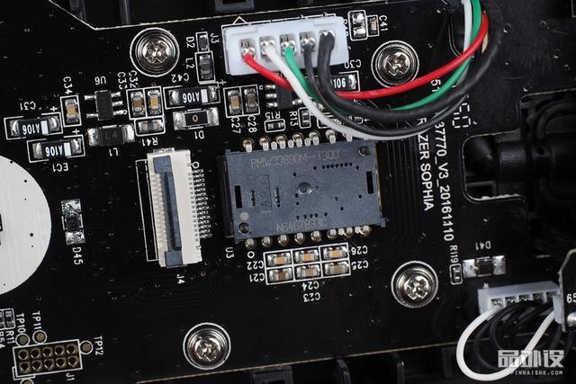 razer雷蛇 锐蝮蛇竞技版游戏鼠标拆解评测