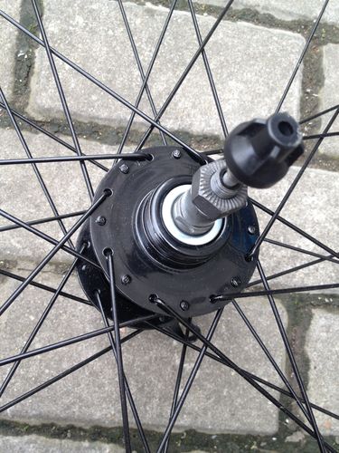 26寸铝合金车圈轮组山地车自行车轮子碟刹单车后轮旋式飞轮轮组