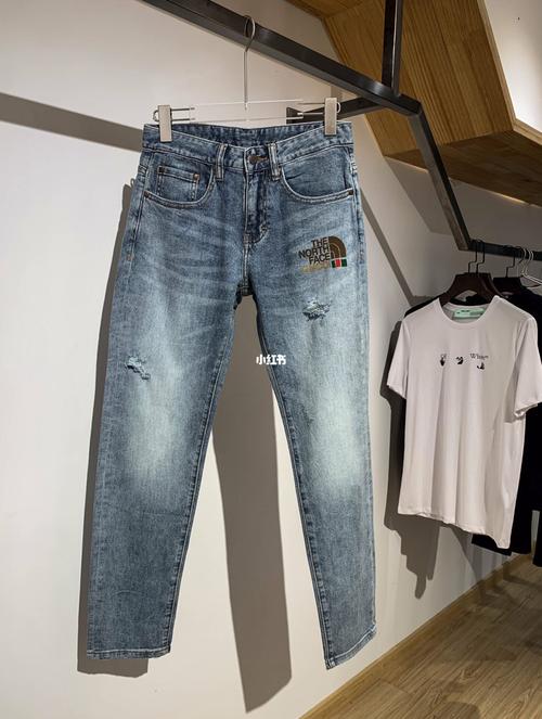 古驰北面联名牛仔裤_古驰怎么样_牛仔裤_穿搭_the north face怎么样