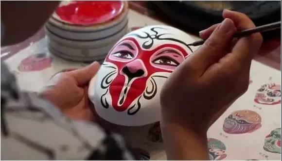 "谱"写国粹,共鉴国风雅韵,金鹏中国印脸谱diy上演文化