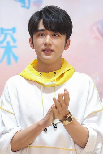 张新成前女友竟参加创造营2020