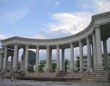 花都广场罗马柱