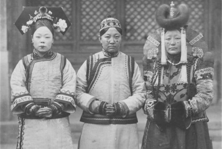 光绪,慈禧及后妃一天是怎么过的?看完才知道原来他们也不容易