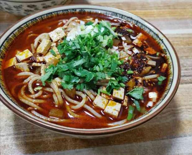 庆阳饸饹面-"庆阳饸烙面,名副其实的街边小店,店虽小