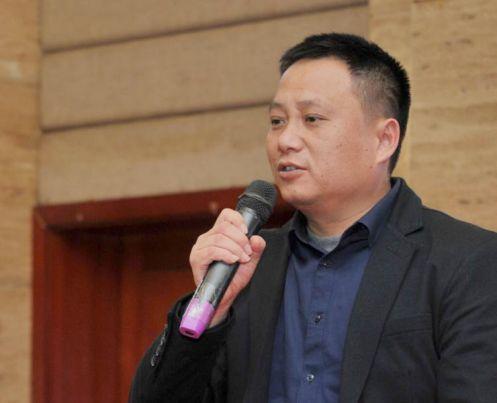 长沙市绘章纸品有限公司总经理冯云辉