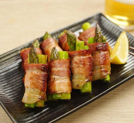 培根芦笋卷这样做,简单又美味,吃一次忘不了,一周3次吃不腻