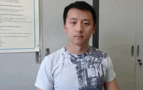 尹希成哈佛正教授 学霸曾经也是枚鲜肉