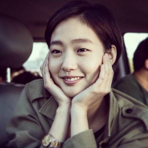 有哪些女明星是单眼皮的