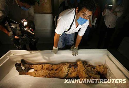 墨西哥举行木乃伊展 24具古尸均为自然形成(组图)