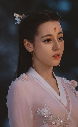 迪丽热巴,迪丽热巴饰演的小凤九不仅可爱而且真的太美了!