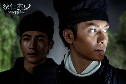 金泛,angelababy主演的大型古装悬疑巨制《神探狄仁杰之神都龙王》将