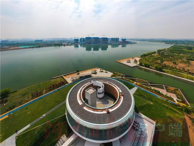 郑州龙湖公共艺术中心美景如画