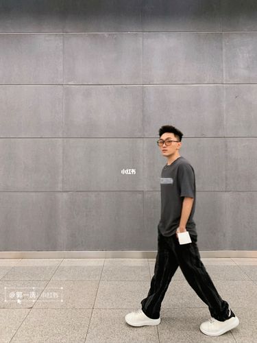 ootd|分享176cm男生趣味夏季短袖穿搭93_穿搭_ootd