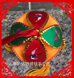 广西壮族靖西旧州手工艺品6cm公分 纯手工绣球,各种送礼批发为主