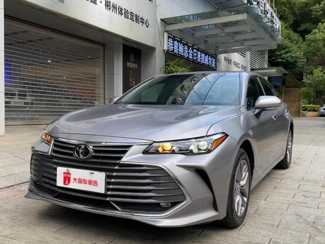 郴州2021年6月丰田亚洲龙2019款20l豪华版银灰自动档
