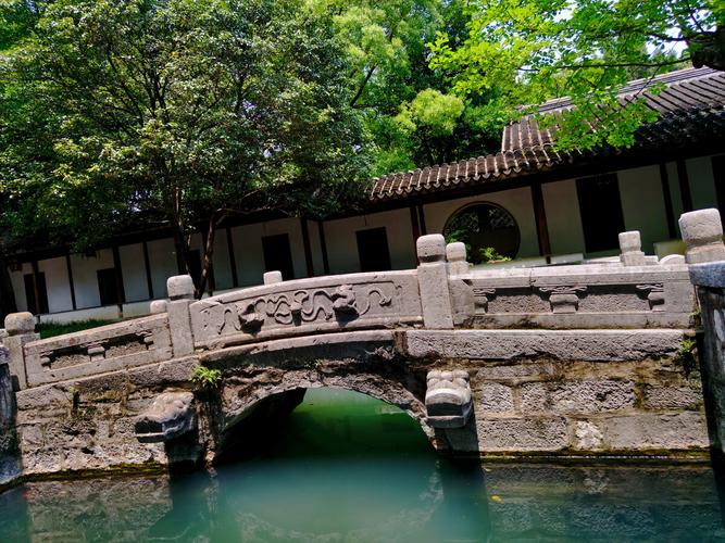 江南园林小石桥