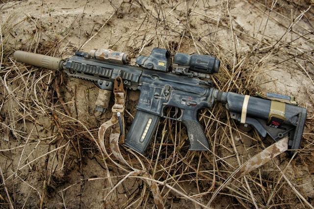 那么有没有一款自动步枪,既有m4的所有优点,又像ak系列突击步枪那样