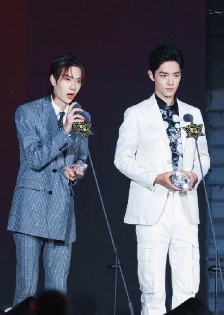 肖战王一博真同台?星光大赏海报剪影被扒,《陈情令》