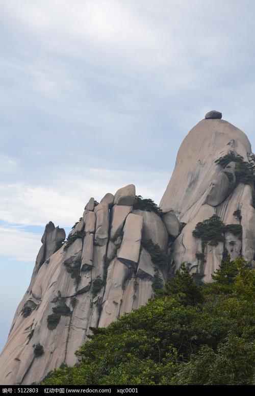天柱山飞来峰全景