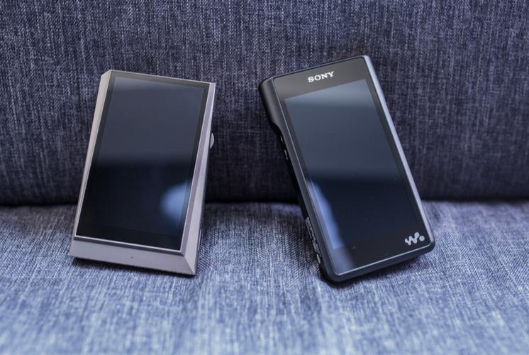 shure 舒尔 se846 sony 索尼黑砖wm1a 金 600x450   106kb   jpeg