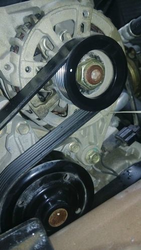 看到车友说发电机皮带会脱落,来帮我看看!