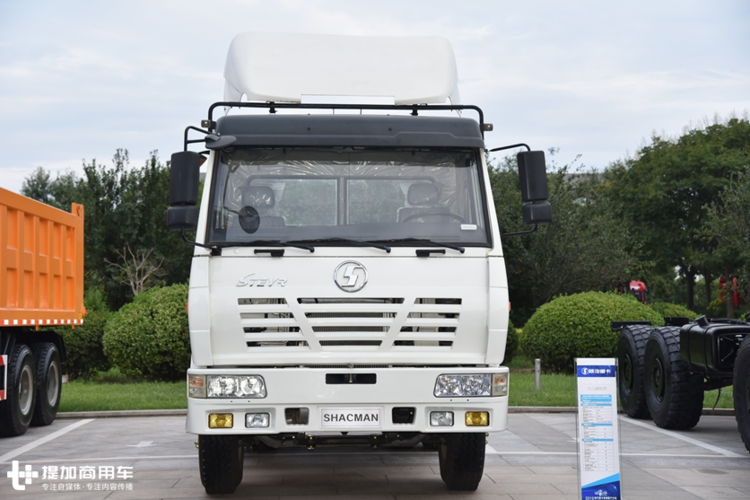 首页 文章 卡车 评测实拍 正文陕汽奥龙诞生于2003年,到今天为止,奥龙