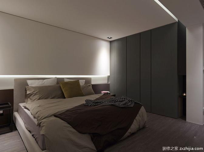 110平现代简约风三卧室灰色衣柜装修效果图