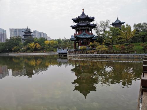 其它 太原市迎泽公园 写美篇         此外,公园内还新建了观澜阁