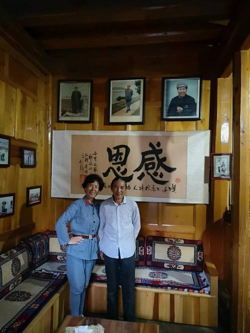 三十军南下,并于10月间在四川省 马尔康县 卓木碉公然另立中共中央