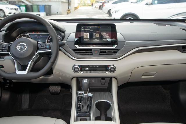 2021款天籁 焕新上市 不止于舒适|方向盘|中控台|内饰