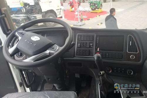 为了为司机朋友提供一个更平稳舒适的驾驶环境,华菱星马搅拌车在原来