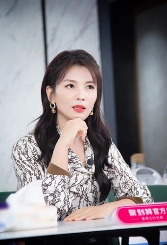 刘涛没有状态不好的感觉?看她的现场照片,气色好到像30岁