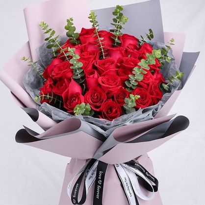 [原创]女神节送女朋友送什么花?这些花束闭着眼睛选都