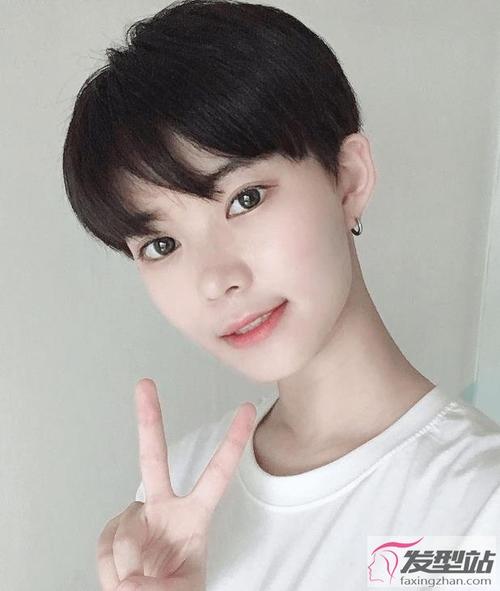 女生中性短发造型推荐清新文艺还有点小帅
