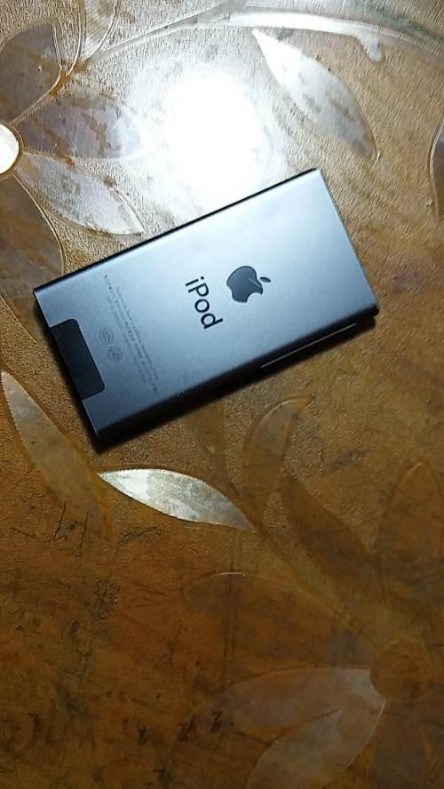 九成新苹果ipod nano2