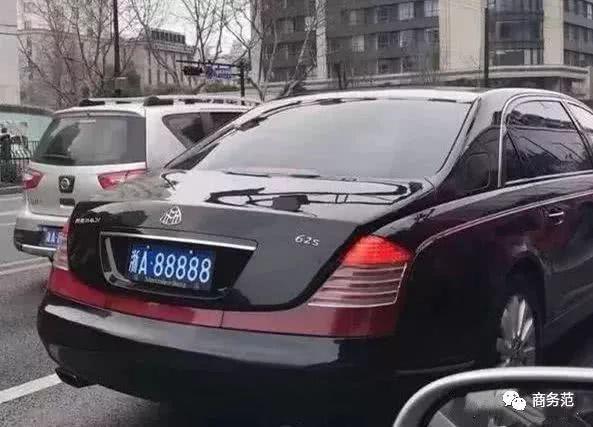 马云背后的男人"钱多多"(钱峰雷),他的车牌就更直接——浙a·88888
