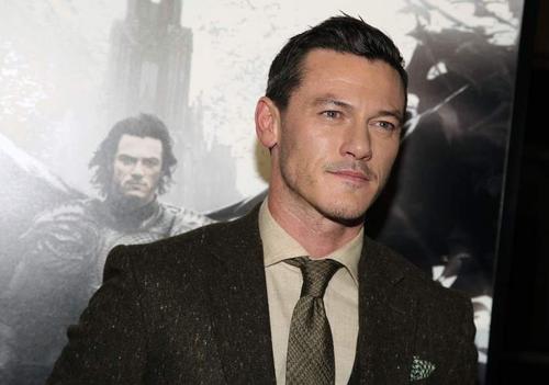 卢克·伊万斯 luke evans的图片