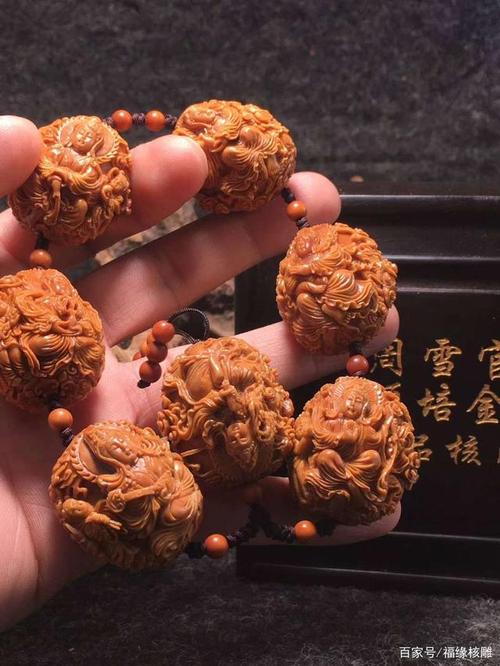 核雕名家——须培金本工橄榄核雕作品《普度众生》